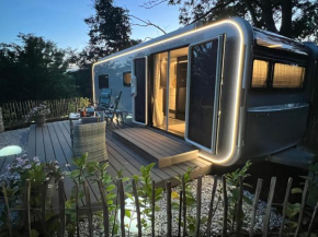 Luxuswohnwagen Dreamer mit Achterwasserblick in Lütow